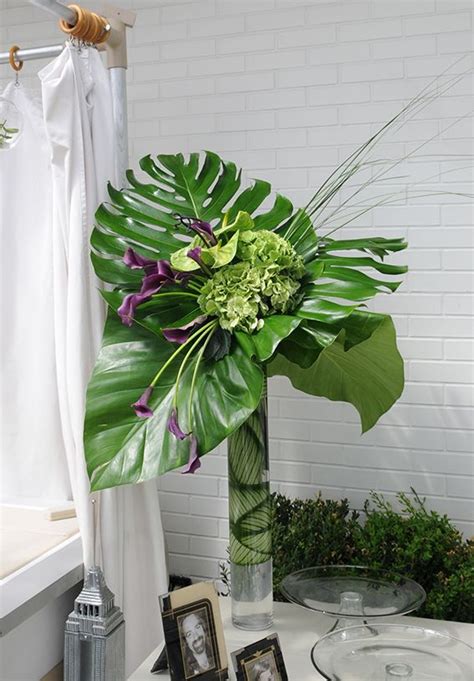 The 25 Best Modern Floral Arrangements Ideas On Pinterest Flower