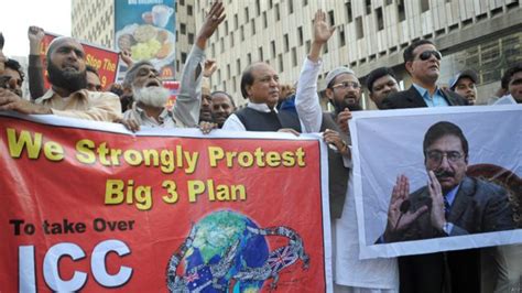 بگ تھری‘ کے خلاف احتجاج Bbc News اردو