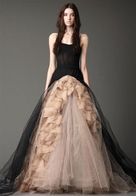 Cjnt Wedding Inspirations Vera Wang Fall 2012 Bridal Gown Collection