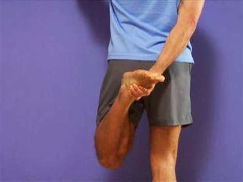 How To Stretch Your Quadriceps Howcast