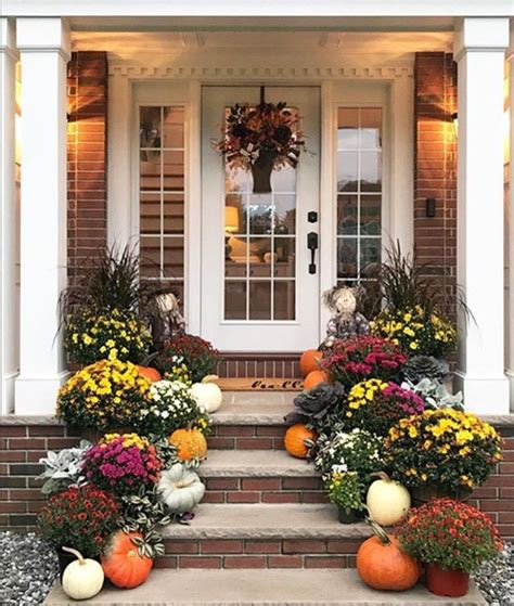 20 Easy And Simple Fall Porch Decoration Ideas You Must Try Fall