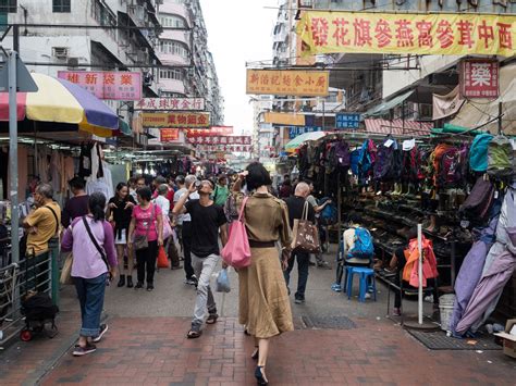 In Hong Kongs Kowloon The Markets Rule The New York Times