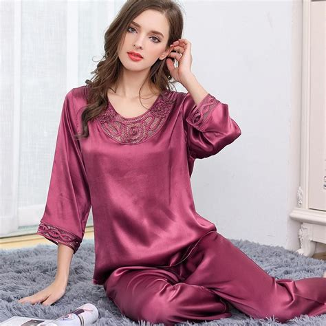 Best Women Mulberry Silk Pajama Set With Lace Ladies Silk Loungewear