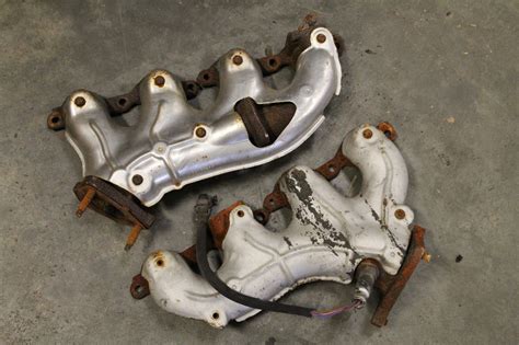 Exhaust Manifolds 01 02 Ls1 57 Camarofirebird Per Side Hawks Third