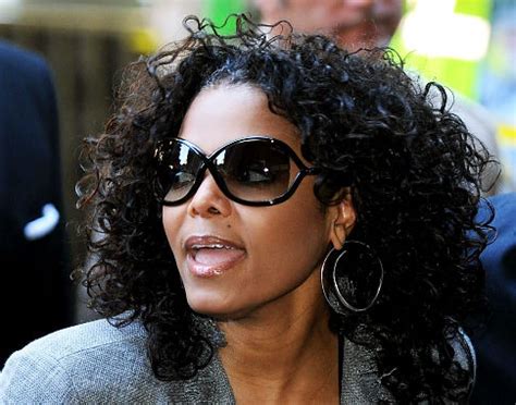 Janet With Curly Black Hair And Sunglasses Janet Jackson Natural