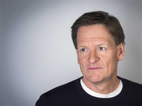 9 Books That Michael Lewis Thinks Everyone Should Read Business Insider
