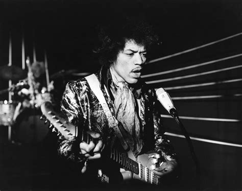 In Memory Of Jimi Hendrix The Hero Of One Generation Direstraits