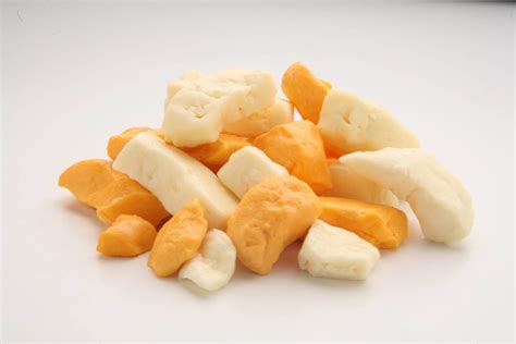 Wisconsin Cheese Curds White Or Yellow Left At The Fork
