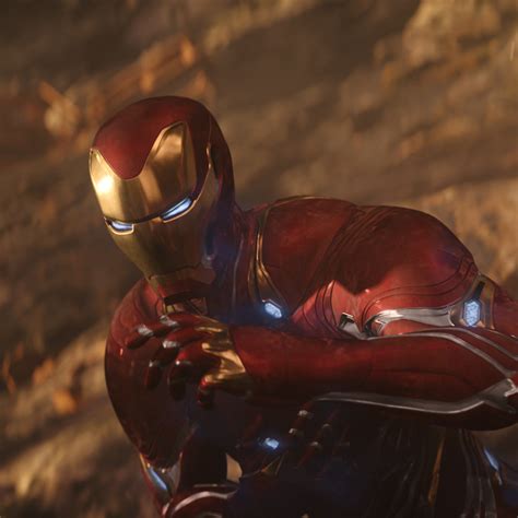 2932x2932 Iron Man New Suit For Avengers Infinity War 2018 Ipad Pro