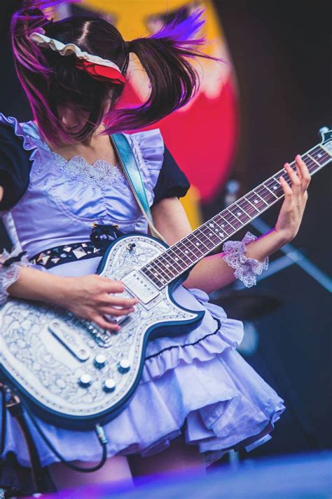 female guitarist female musicians japanese girl band japanese female chica dark music
