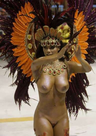 Viviane Castro Nude
