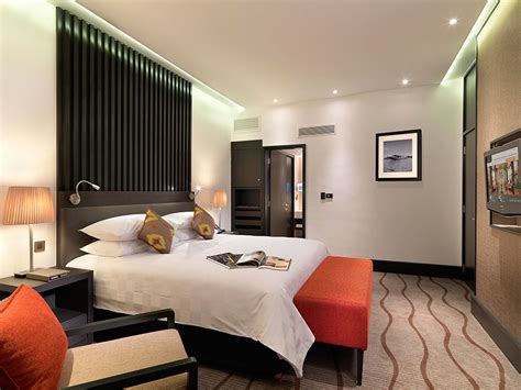 Free life fantasy online… a.k.a. Sama-Sama Hotel KLIA, prize winning 5-star hotel next to ...