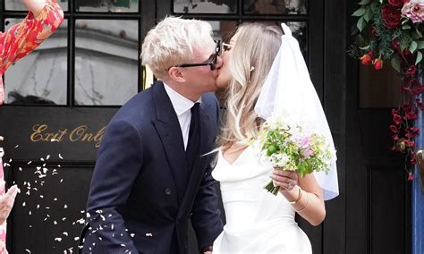 Jamie Laing And Sophie Habboo First Kiss