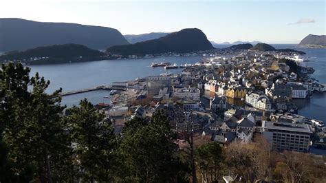 Ålesund Norway Climbing Up Aksla Hill 2 November 2019 Youtube