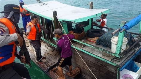 Sat Pol Airud Polres Sergai Amankan Kapal Pukat Tarik Dan Alat Tangkap Berita Ter Update