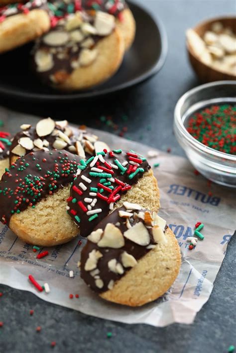 Almond cookies symbolize coins and will be sure to bring you good fortune. Shortbread Almond Flour Cookies | The Best Christmas Cookie Recipes of 2019 | POPSUGAR Food Photo 50