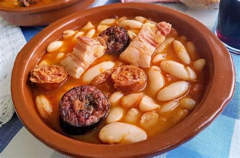 La receta perfecta para cocinar con amigos por carla dominguez. Receta de Fabada Asturiana Tradicional - Comidas Españolas