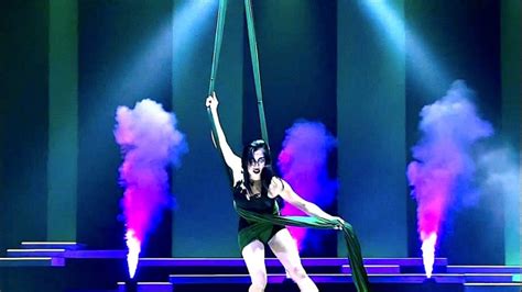 Mizuki Aerial Silks Full Act Cirque du Soleil シルクドゥソレイユ エアリアルシルクソロ