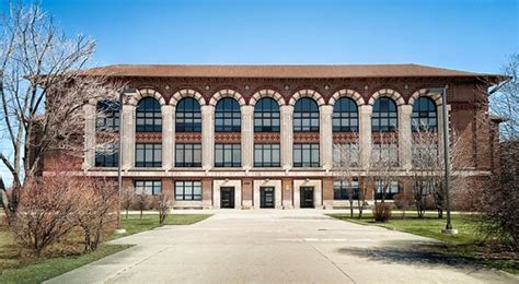 Detroits Southeastern High School Located On Fairview Ave Flickr