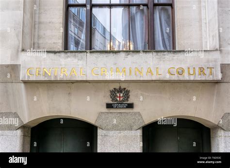 Central Criminal Court Old Bailey Stock Photo Alamy
