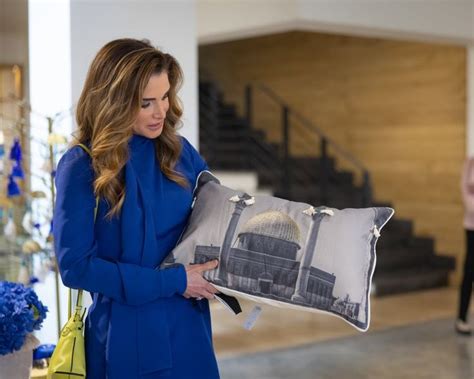 Queen Rania Launches The 24th Jordan River Designs Handicraft Exhibition — Royal Portraits