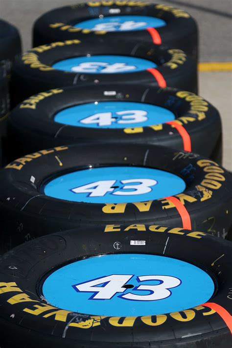Final laps of the 2014 nascar sprint cup series. At-track photos: Kentucky Speedway | Official Site Of NASCAR
