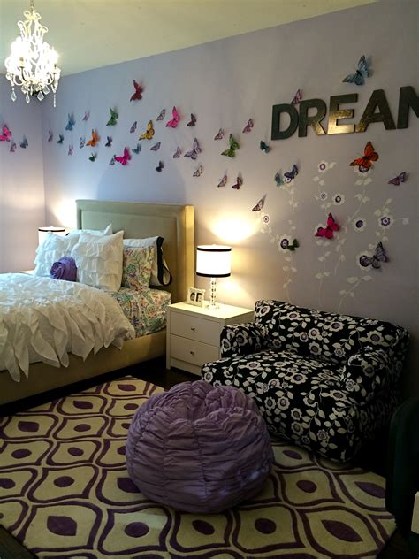 This site and its webmaster shall not be responsible for the stupidity of those who cannot distinguish reality from fantasy. A 10 year old girls dream bedroom!! contact www.4g-designs ...