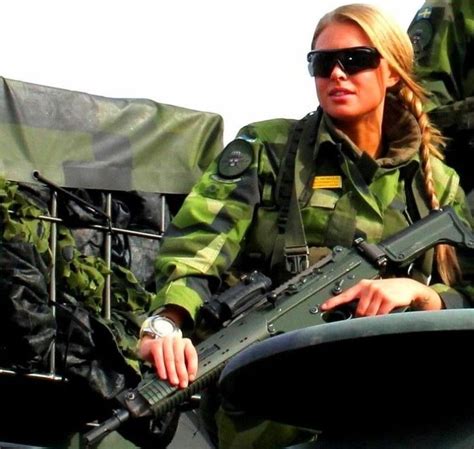 Female Soldiers From Around The World The Grizzled Military Girl