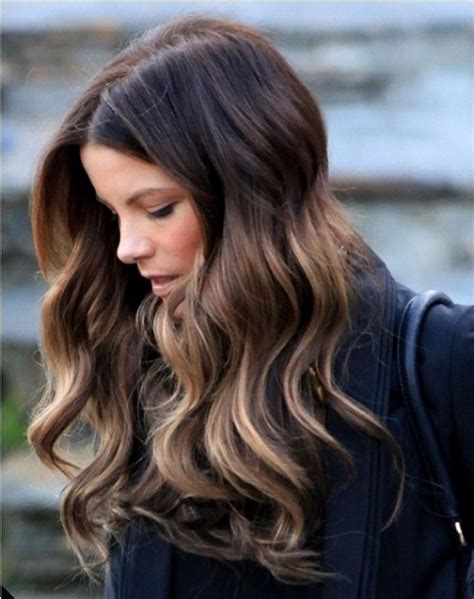 60 hairstyles featuring dark brown hair with highlights. Fabulous Dark Hair With Blonde Highlights 2017 | Hairdrome.com