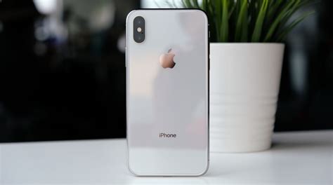 Last known price of apple iphone x was rs. We unbox the iPhone X in Silver! | SoyaCincau ...