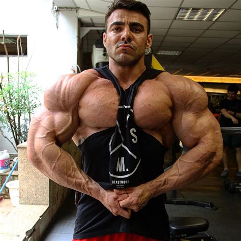 Muscle Lover Brazilian Bodybuilding Super Star Ifbb Pro Rafael Brandao