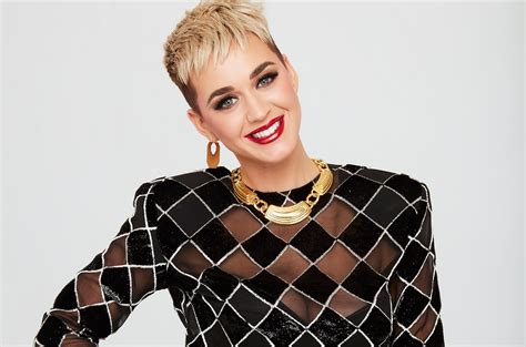 Katy Perry Floored An American Idol Contestant With A Kiss Watch