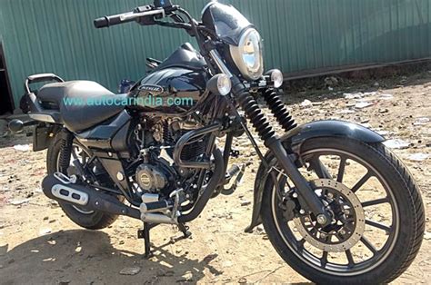 The motorcycle is the second offering in the cruiser bike segment by bajaj after eliminator. 2018 Bajaj Avenger Price Is INR 83,400- Details, Features ...