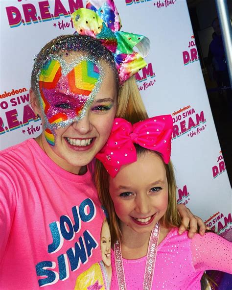 Video Call With Jojo Siwa Application For Free Just Download It To Make