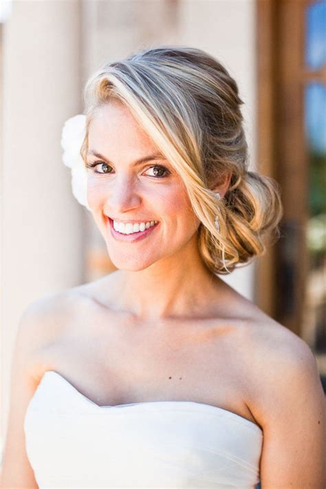 Wedding photographers bridal makeup artists wedding decorators wedding invitations wedding this beautiful side bun has us won over! Pictures of Wedding Hairstyles Messy Side Bun