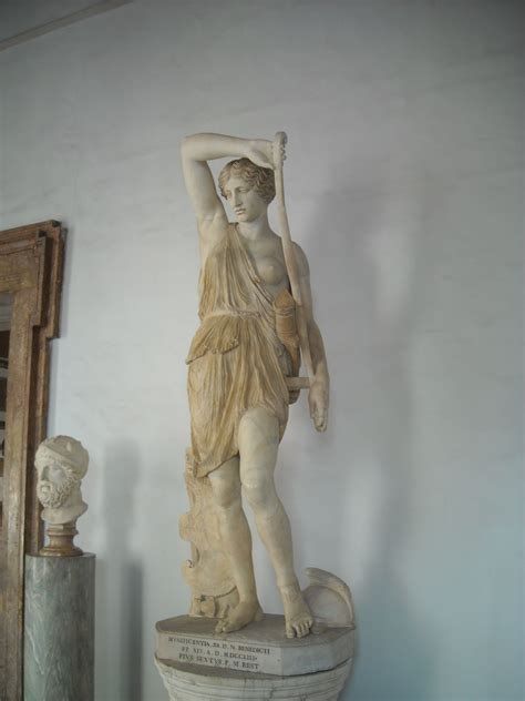 Wounded Amazon Musei Capitolini Rome Phidian Style Physical