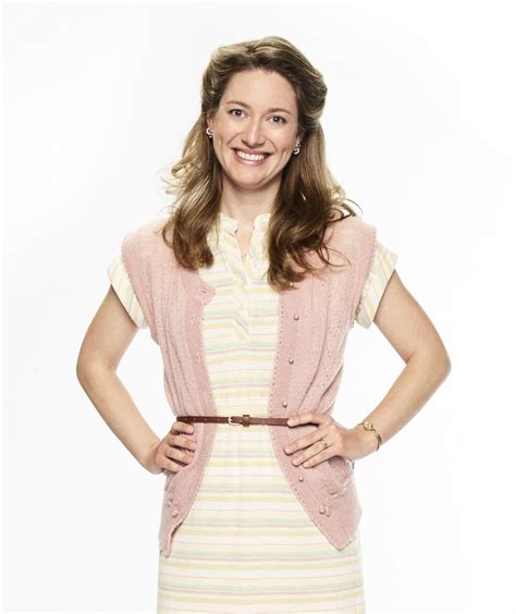 Young Sheldons Zoe Perry Says Mom Knows Best Television