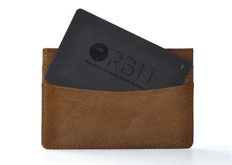 A simple and sleek design that will fit in any wallet. Orbit Bluetooth Wallet Tracker Card » Gadget Flow