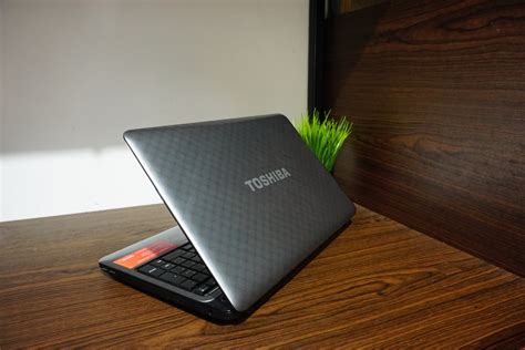 Laptop Toshiba Satelite L750 Core I5 Eksekutif Computer
