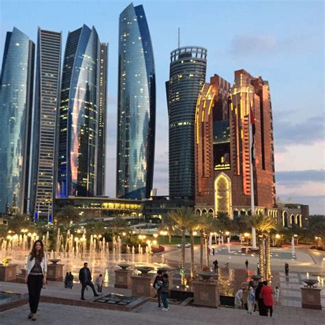 Magical Evening Abu Dhabi Tour Withlocals Travel Local Travel Tours
