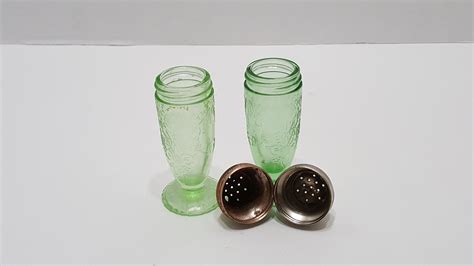 Vintage Green Depression Glass Salt And Pepper Shakers Florentine