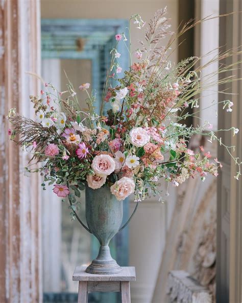 Dozens Of Gorgeous Pink Flower Arrangements Flower Magazine