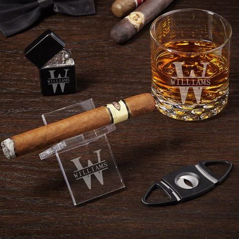 oakmont personalized cigar t set with buckman glass
