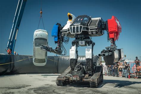 Giant 15 Ton Robot Eagle Prime To Square Off Against Evil Zork