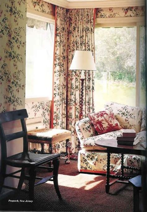 Colefax And Fowlers Classic Fuchsia Chintz The Glam Pad Home