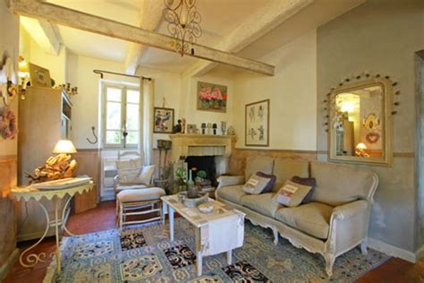 Country style decorating ideas can be applied in a more modern space as well. French Country Home Decorating Ideas from Provence