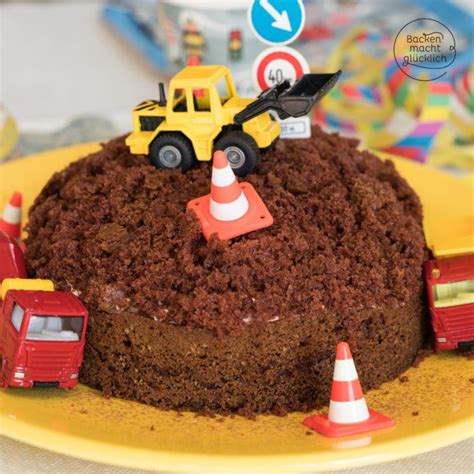 Einfacher Baustellen-Kuchen zum Kindergeburtstag | Rezept | Bagger