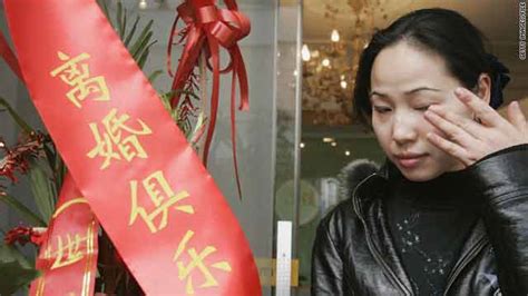 Divorce Rate Rises In China
