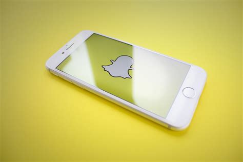 Snapchats Controversial Redesign Caused It To Lose 3m Users