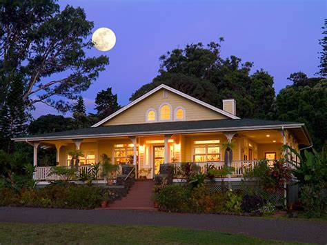 Haiku Plantation Style Home Traditional House Exterior Hawaii